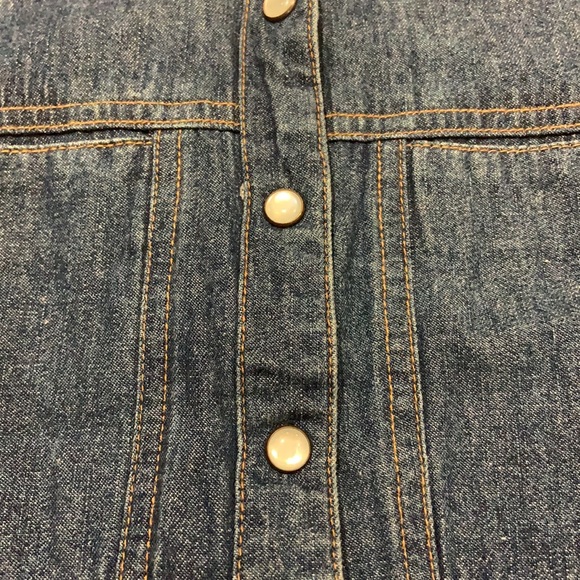 Outline petite denim snap button vest - Picture 10 of 12